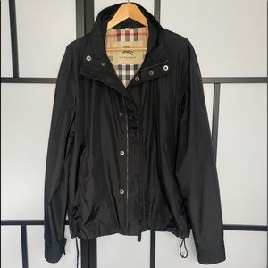 Men’s rain jacket by Burberry size XXL like new